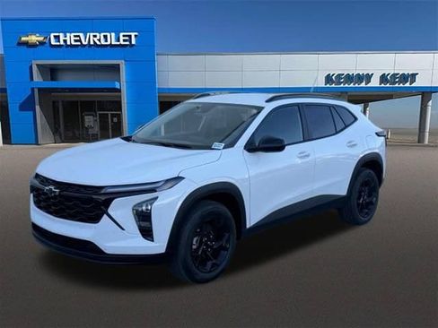 Used 2026 Chevrolet Trax LT w/ Midnight Edition FWD image 27