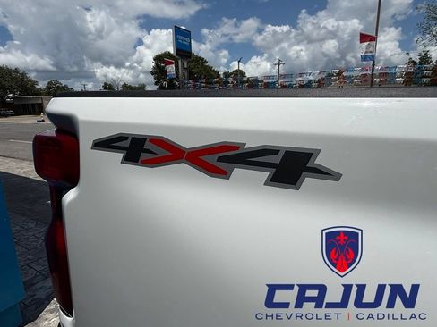 Used 2025 Chevrolet Silverado 2500 LT w/ Convenience Package AWD/4WD image 31
