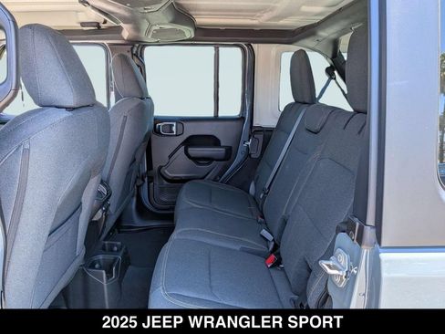 Used 2025 Jeep Wrangler Unlimited Sport AWD/4WD image 16