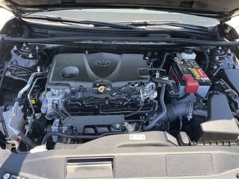 Used 2024 Toyota Camry SE w/ Convenience Package FWD image 28