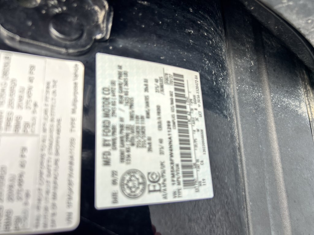 Used 2022 Ford Explorer Limited AWD/4WD image 25