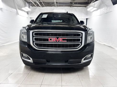 Used 2018 GMC Yukon SLT image 3