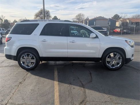 Used 2017 GMC Acadia Limited SLT image 2