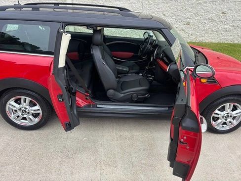 Used 2014 MINI Cooper Clubman FWD image 9