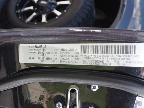 Used 2016 RAM 2500 Laramie AWD/4WD image 31