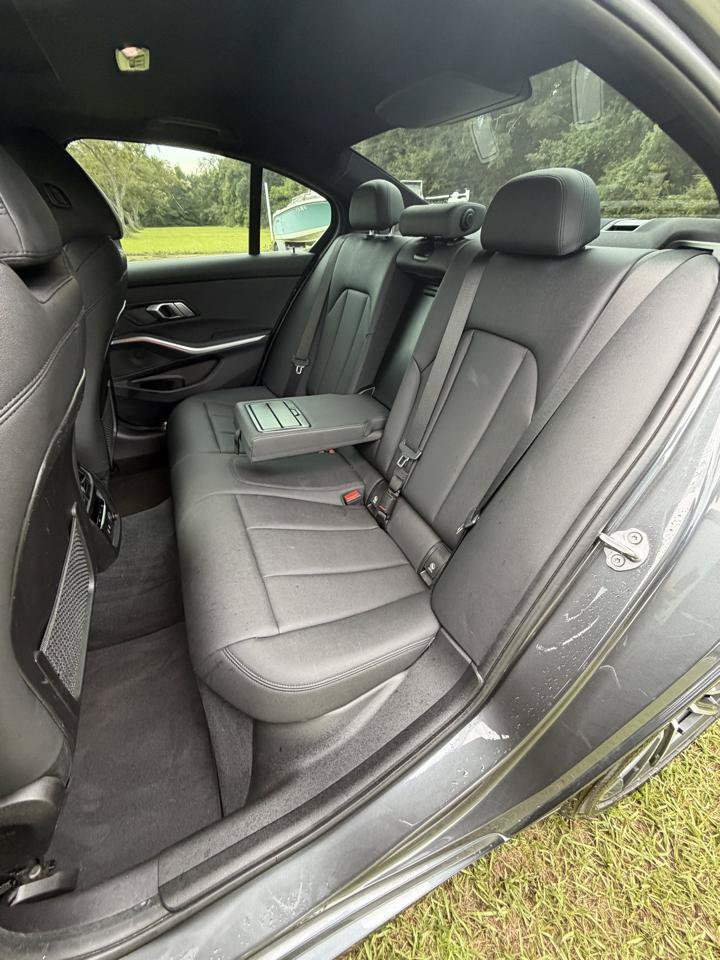 Used 2020 BMW 330i Sedan w/ Convenience Package RWD image 16