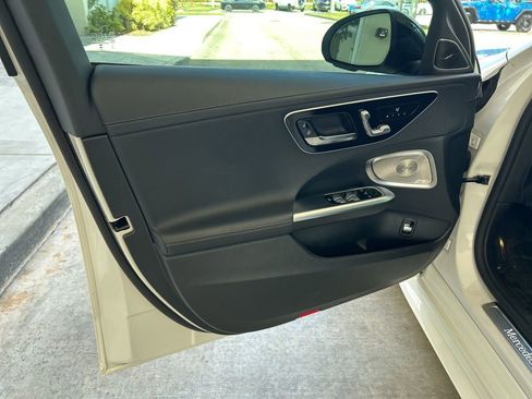 Used 2024 Mercedes-Benz C 300 Sedan image 40