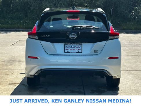 Certified 2024 Nissan Leaf SV Plus FWD image 4