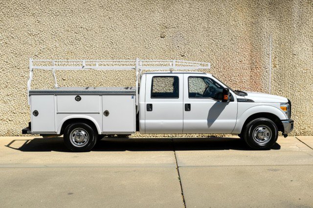 Used 2016 Ford F250 XL w/ Power Equipment Group RWD image 8