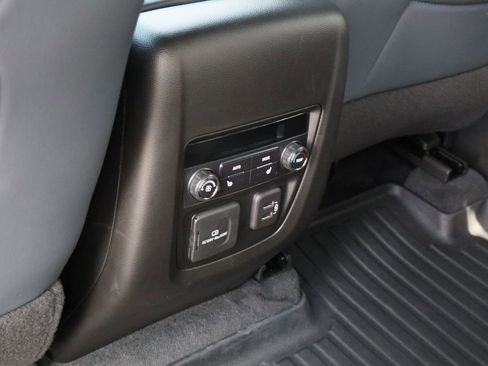 Certified 2023 Buick Enclave Premium image 24