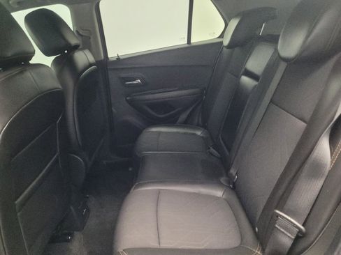 Used 2020 Chevrolet Trax LT w/ Driver Confidence Package image 18