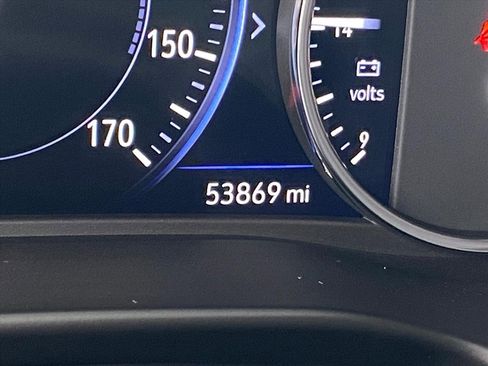 Used 2024 Buick Enclave Premium image 15