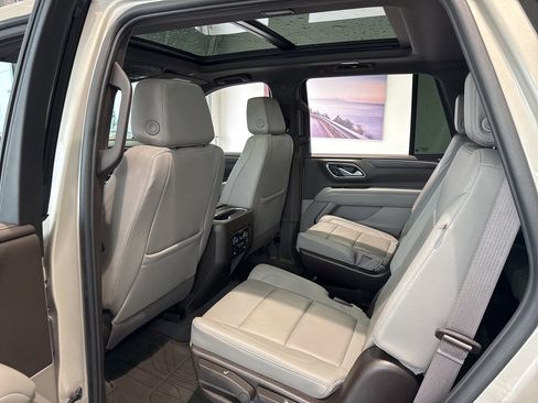 Used 2023 Chevrolet Tahoe Z71 w/ Luxury Package image 47