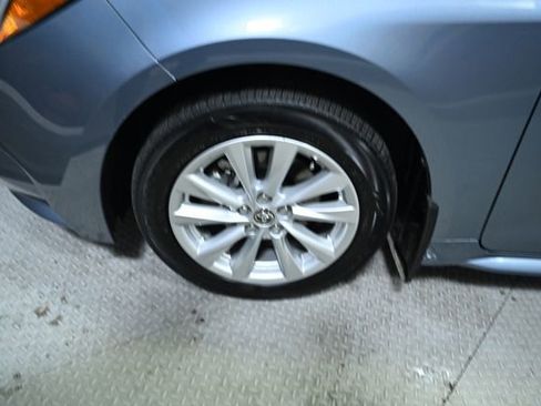 Used 2025 Toyota Corolla LE w/ LE Premium Package image 18