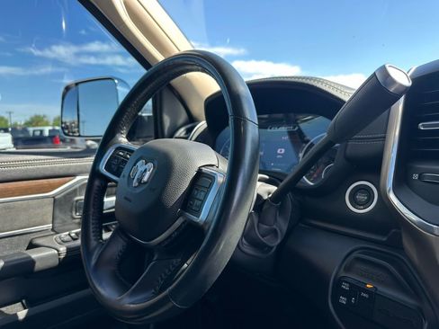 Used 2022 RAM 3500 Laramie AWD/4WD image 18