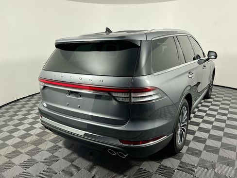 Used 2024 Lincoln Aviator Reserve w/ Elements Package Plus RWD image 3