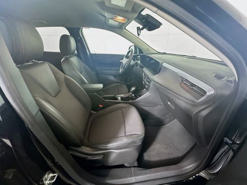 Used 2025 Buick Encore GX Preferred FWD image 31