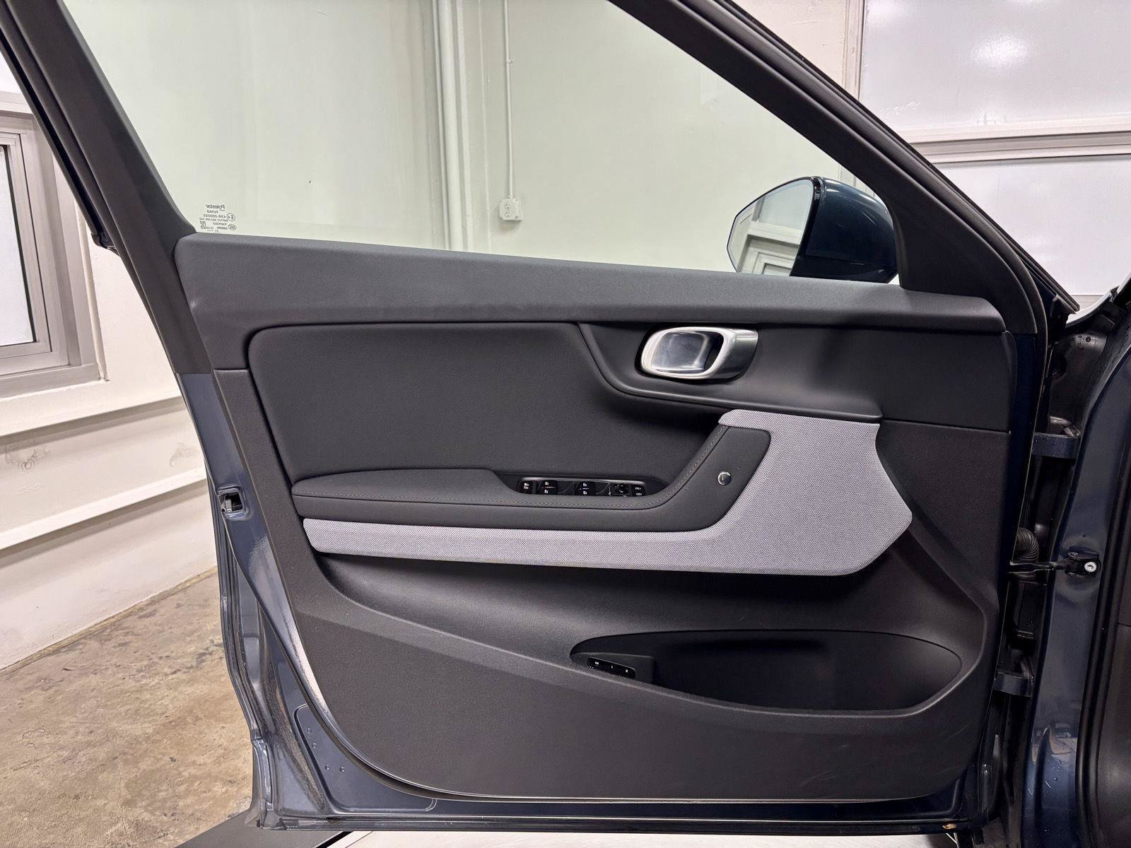 Used 2024 Polestar Polestar 2 AWD/4WD image 13
