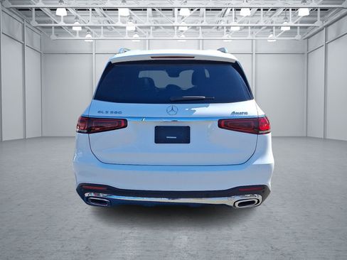 Used 2023 Mercedes-Benz GLS 580 4MATIC image 5