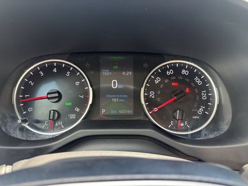 Used 2021 Toyota RAV4 XLE Premium FWD image 22