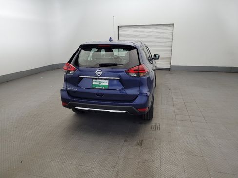Used 2018 Nissan Rogue S FWD image 7