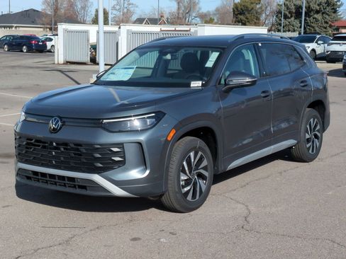 New 2026 Volkswagen Tiguan S image 10