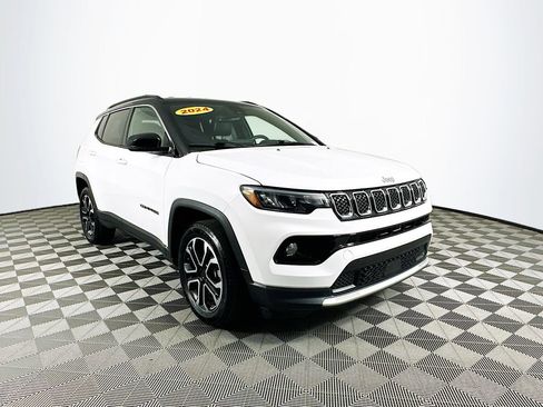 Used 2024 Jeep Compass Limited image 2