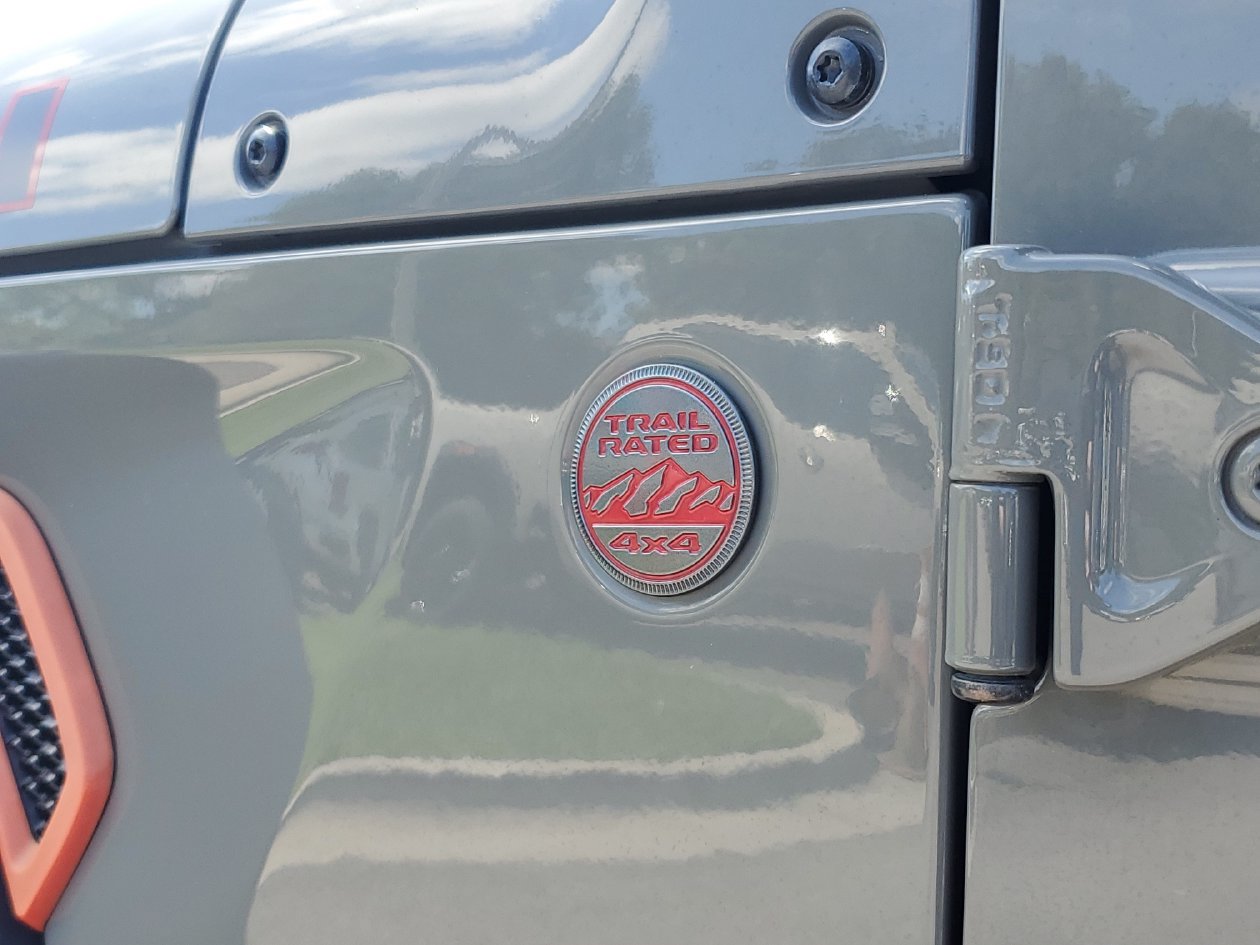 Used 2022 Jeep Wrangler Unlimited Rubicon w/ Steel Bumper Group AWD/4WD image 8