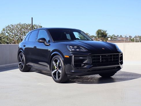 New 2026 Porsche Cayenne E-Hybrid image 7