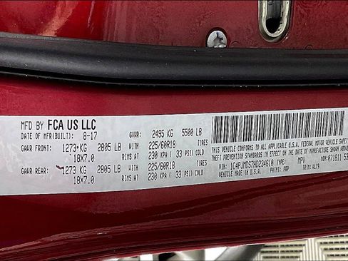 Used 2017 Jeep Cherokee Limited image 19