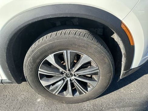 Used 2023 INFINITI QX60 Pure image 20