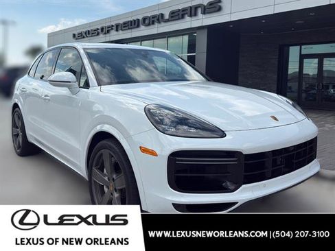 Used 2021 Porsche Cayenne Turbo image 1