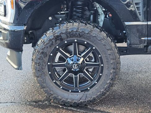 New 2025 Ford F350 Platinum w/ FX4 Off-Road Package image 7