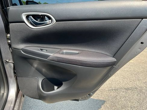 Used 2015 Nissan Sentra S FWD image 29