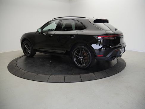 Certified 2023 Porsche Macan Turbo AWD/4WD image 3