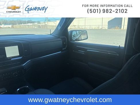 Used 2024 Chevrolet Silverado 1500 RST image 25