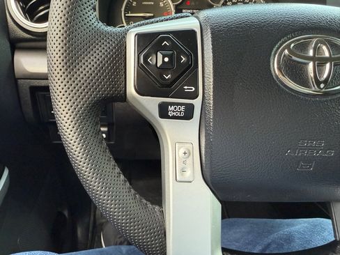 Used 2015 Toyota Tundra SR5 image 29