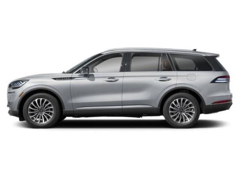Used 2024 Lincoln Aviator Reserve w/ Elements Package Plus RWD image 3