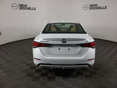 Certified 2021 Nissan Sentra SV w/ SV Premium Package image 6