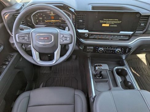 New 2026 GMC Sierra 1500 SLT w/ SLT Premium Package AWD/4WD image 9