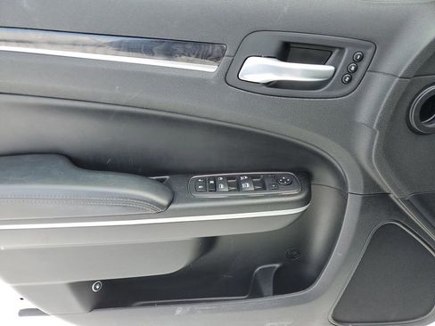 Used 2023 Chrysler 300 Touring L w/ Popular Equipment Group image 25