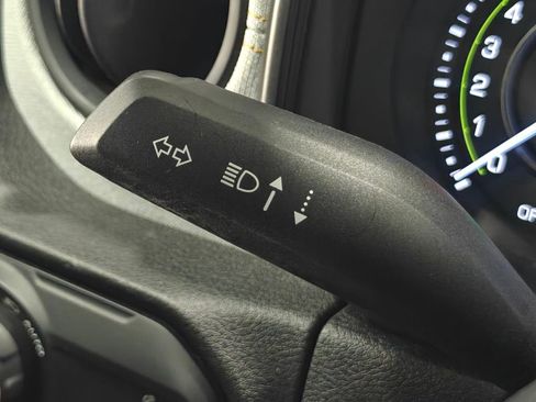 Used 2024 Jeep Wrangler Unlimited image 41