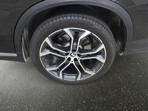 Certified 2023 BMW X5 xDrive40i w/ Premium Package image 32