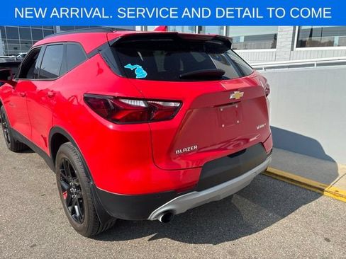 Used 2019 Chevrolet Blazer LT FWD image 9