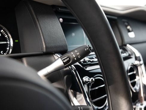 Certified 2021 Rolls-Royce Cullinan AWD/4WD image 35