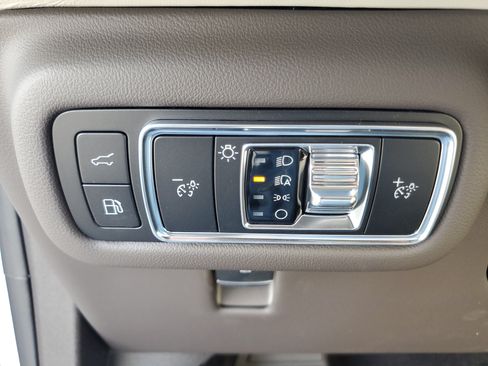 New 2026 Lincoln Nautilus Black Label AWD/4WD image 14