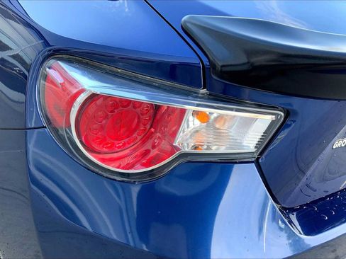 Used 2015 Scion FR-S RWD image 25