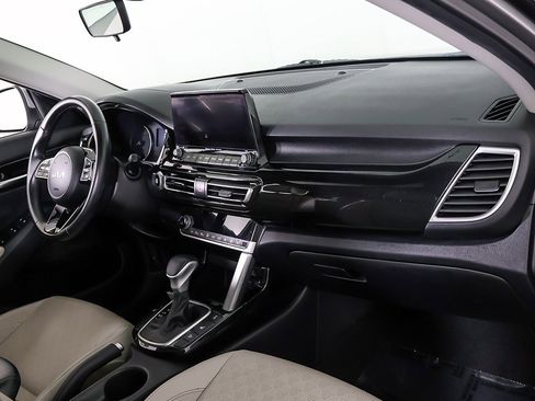 Used 2023 Kia Seltos EX image 27
