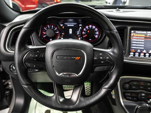 Used 2018 Dodge Challenger SXT Plus image 27