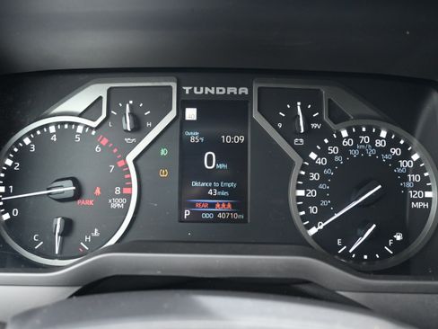Used 2024 Toyota Tundra SR5 w/ SR5 Convenience Package AWD/4WD image 18